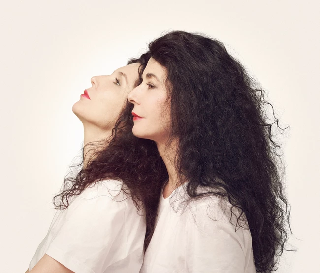Katia & Marielle Labèque | Το Φεστιβάλ της Άνοιξης ανοίγει με το καλύτερο πιανιστικό δίδυμο του κόσμου!