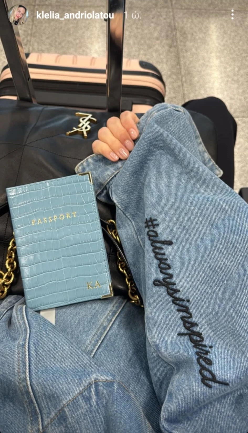 Η Κλέλια Ανδριολάτου με soap nails, την πιο πολυτελή τάση νυχιών της χρονιάς