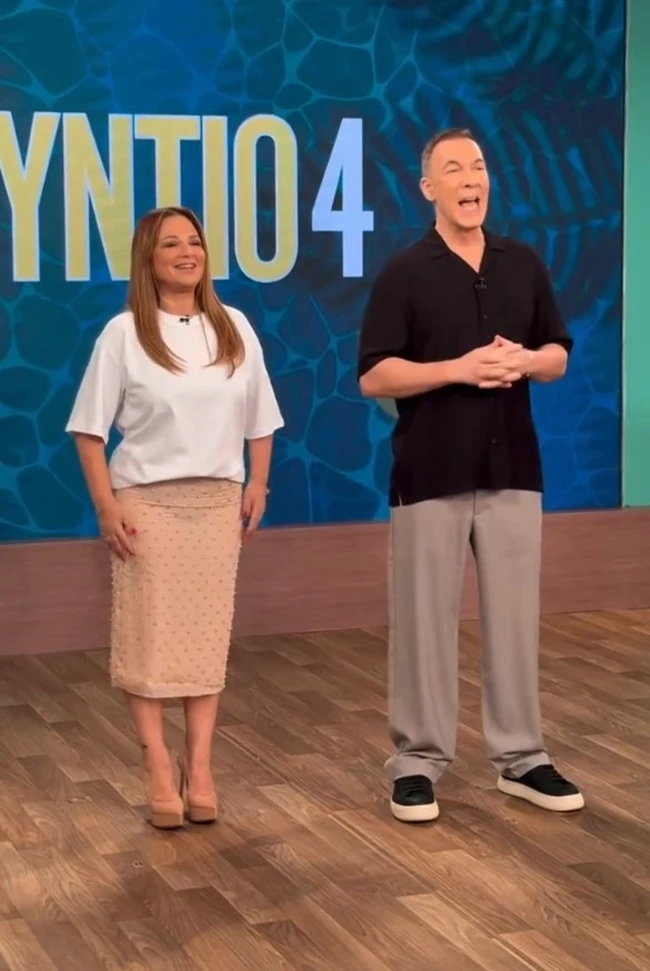 Η Νάνσυ Ζαμπέτογλου με Mango φούστα: