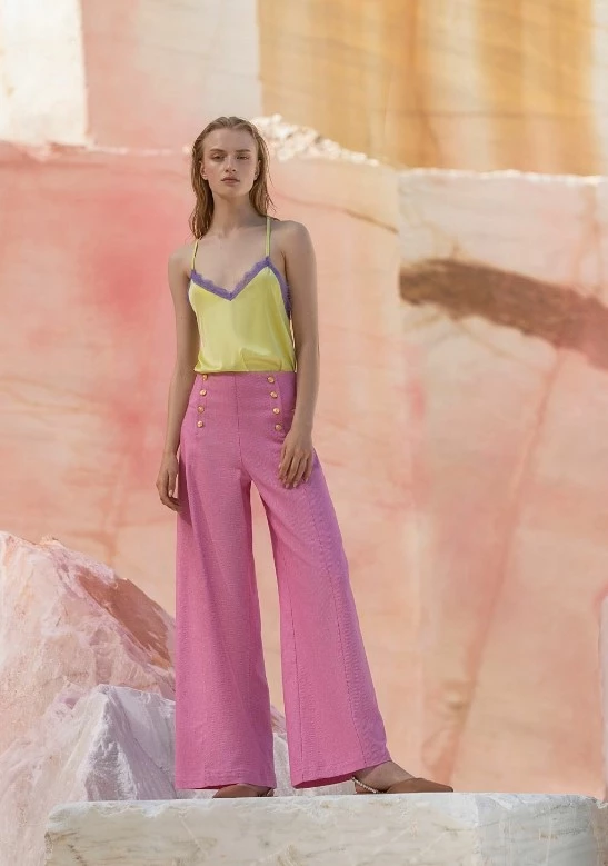 Courtesy of Regalinas