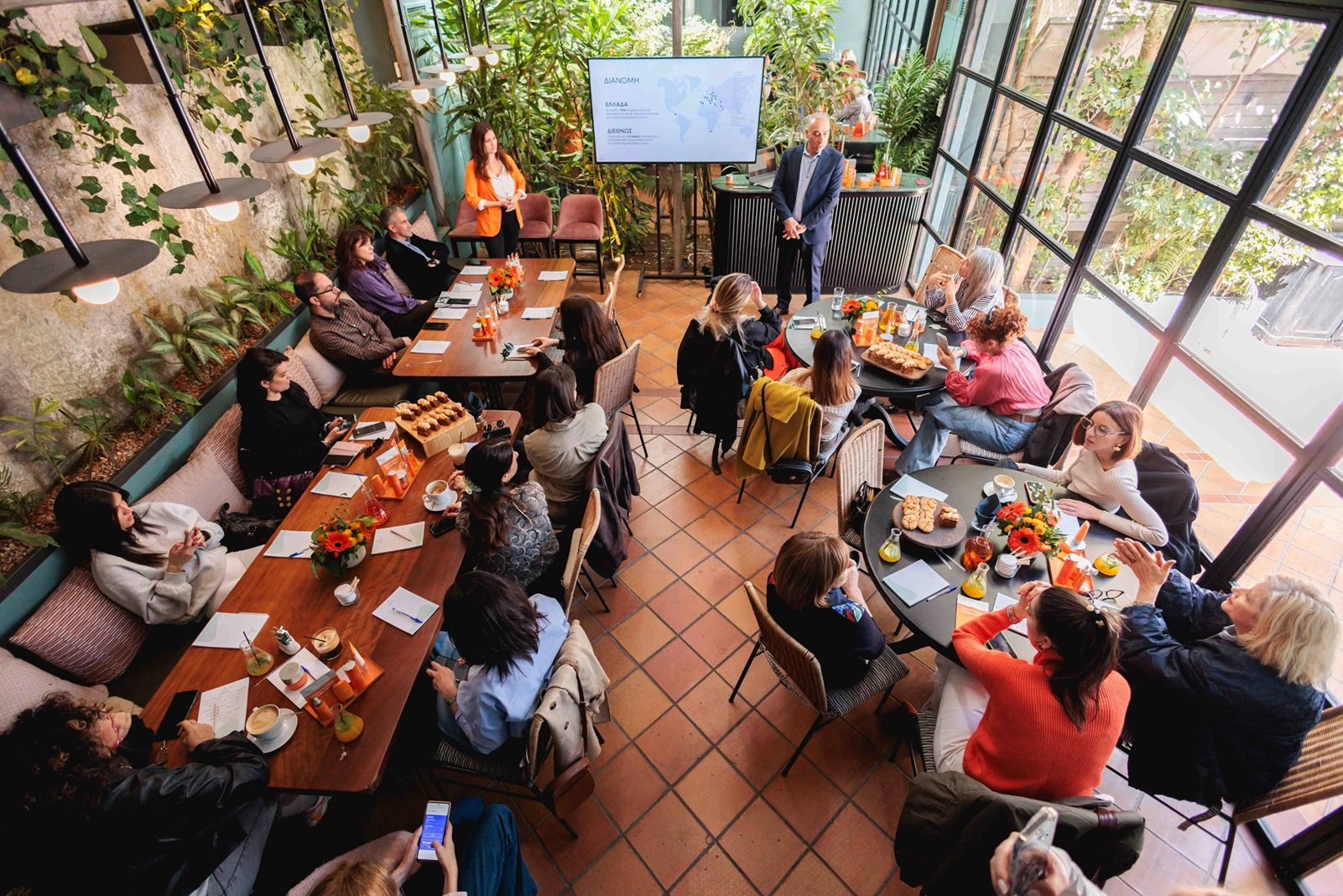 Η σειρά με βιταμίνη C που θα κάνει την επιδερμίδα σου να λάμπει