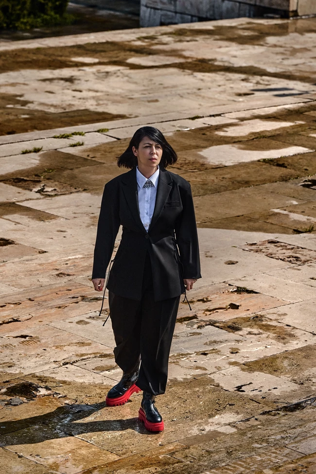 Alina Dumitriu MODIVO