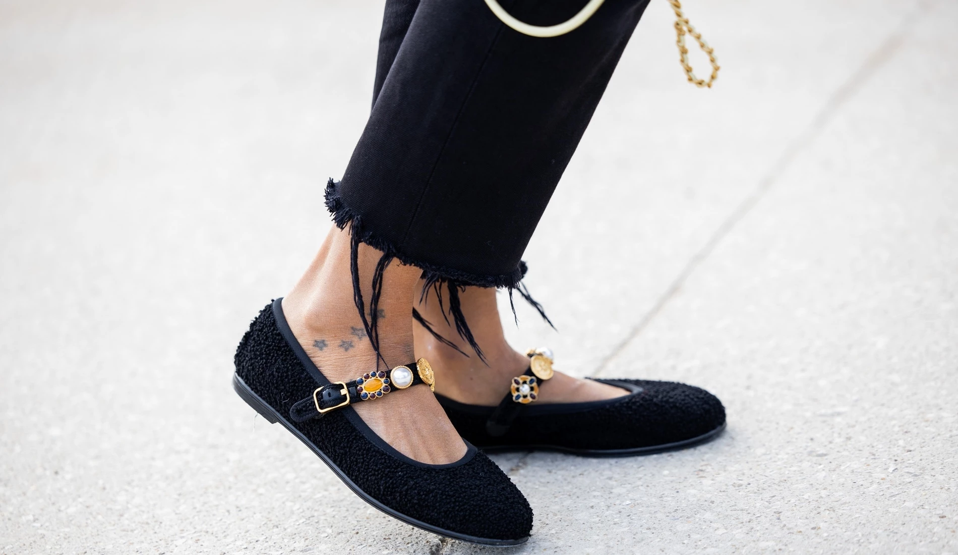 Οι flat μπαλαρίνες από την Tamaris που θα φορέσουμε περισσότερο στις γιορτές