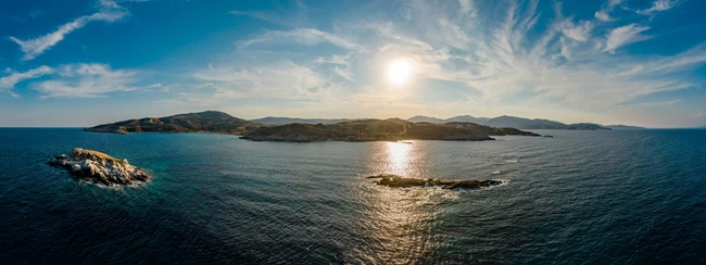 Ανάμεσα στις 15 καλύτερες παραλίες της Ευρώπης και μία ελληνική βγαλμένη από όνειρο