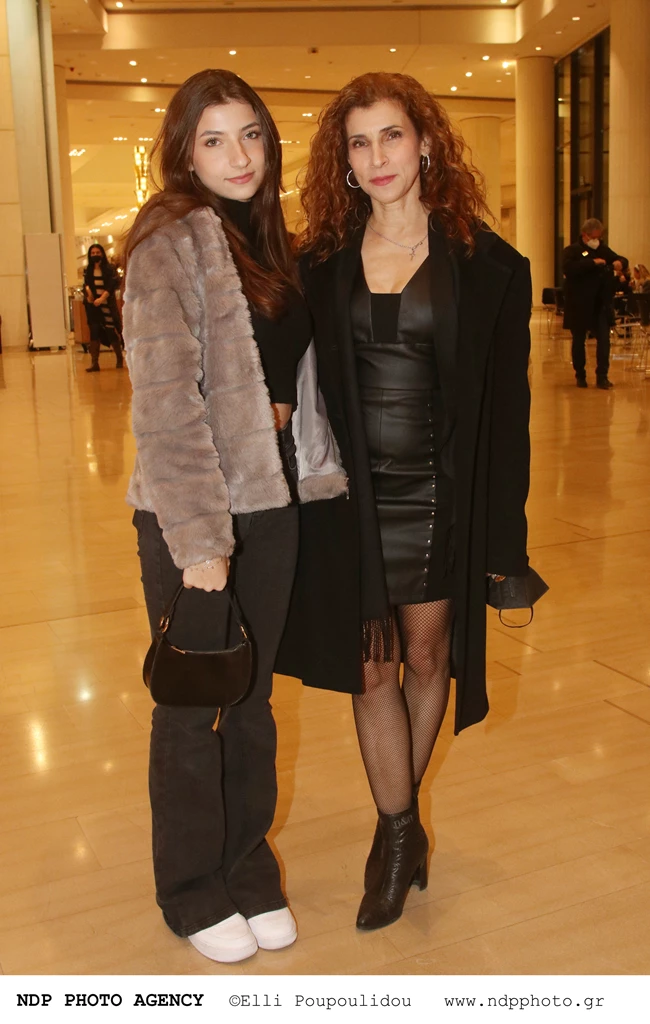 2896_MARIA_PAPALAMPROY_ME_TIN_KORI_TIS_FEDRA_11022022.jpg