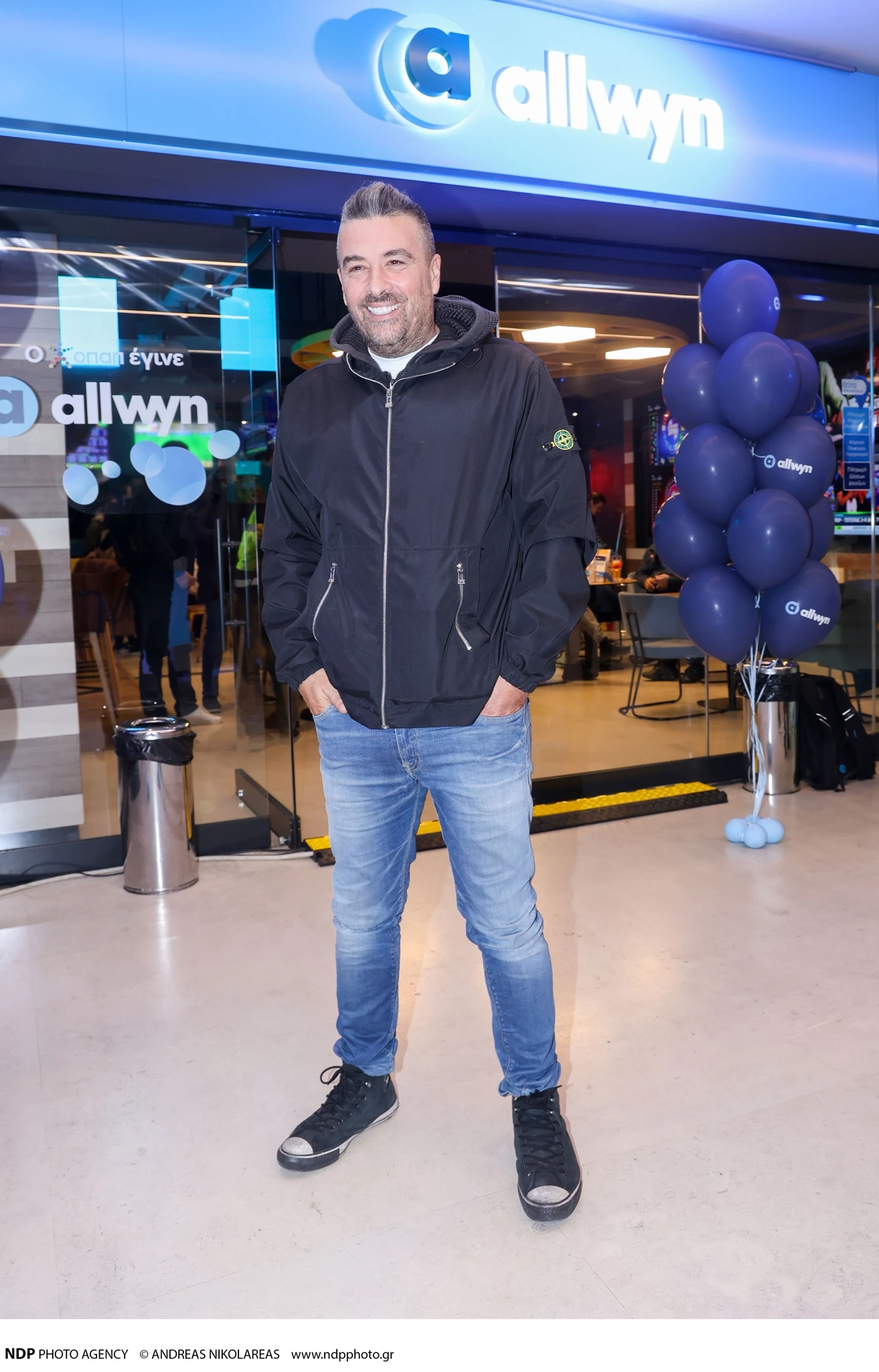 Γιάννης Αϊβάζης στα εγκαίνια του νέου καταστήματος της Allwyn