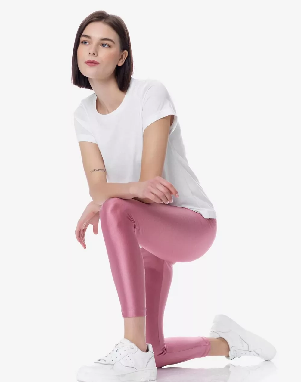 Loungewear: 10 ανοιξιάτικα κομμάτια που θα ανανεώσουν το στιλ σου - εικόνα 5