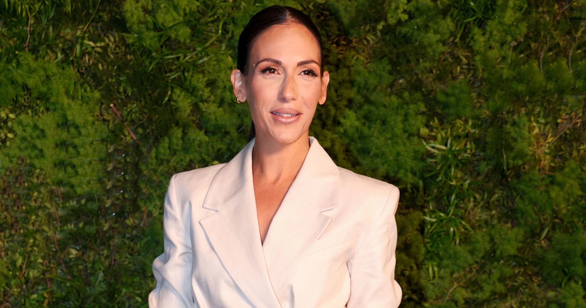 Η Ανθή Βούλγαρη με το πιο κολακευτικό μανικιούρ για κοντά νύχια