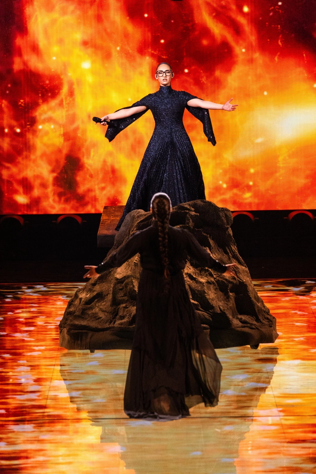 Πώς η Klavdia με την "Αστερομάτα" πέρασε στον τελικό της Eurovision και απέδειξε ότι χρειαζόμαστε τέτοιες συμμετοχές στον διαγωνισμό τραγουδιού