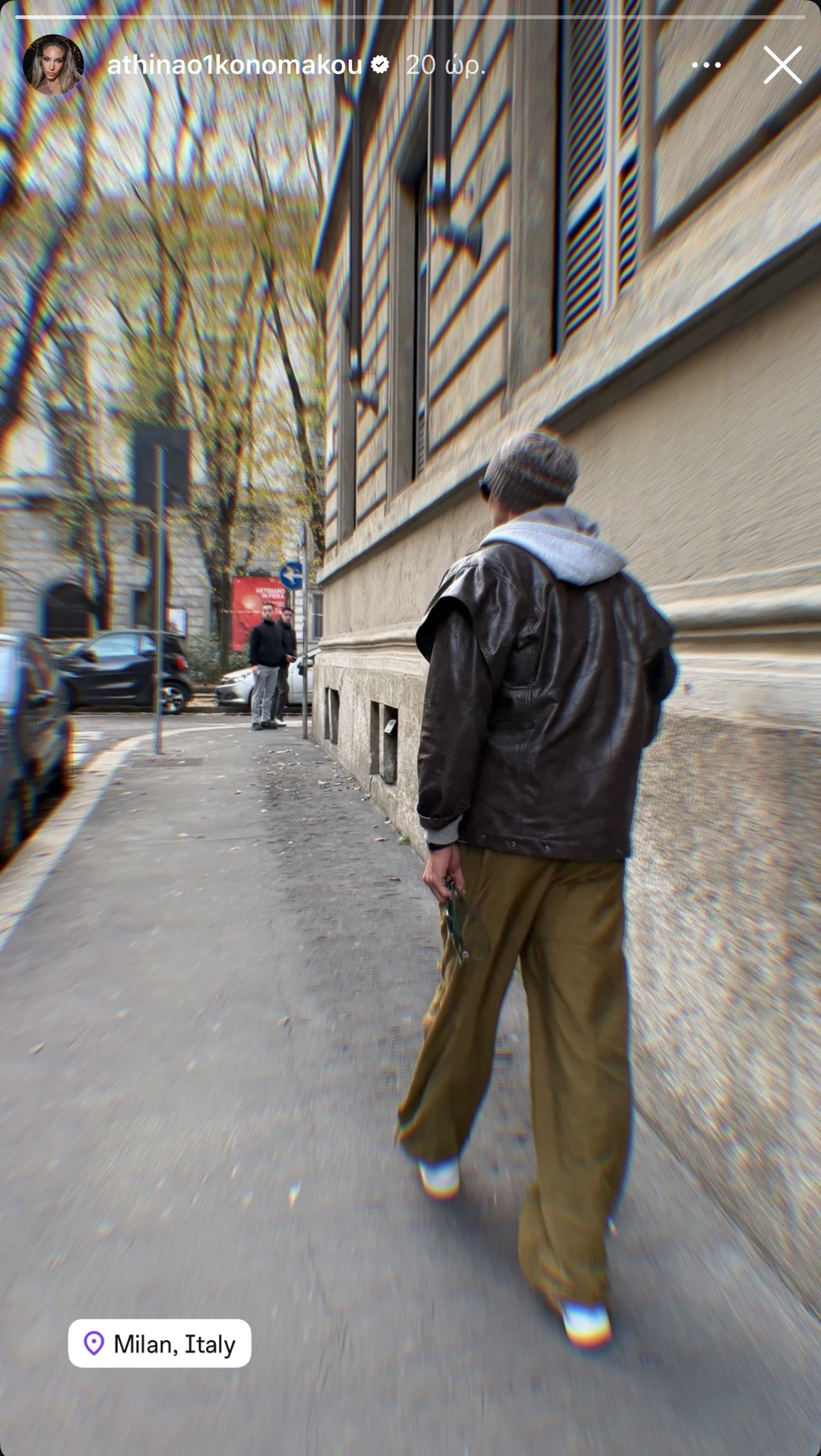 Η Αθηνά Οικονομάκου φωτογραφίζει τον Μπρούνο Τσερέλα στη ρομαντική βόλτα τους στο Μιλάνο