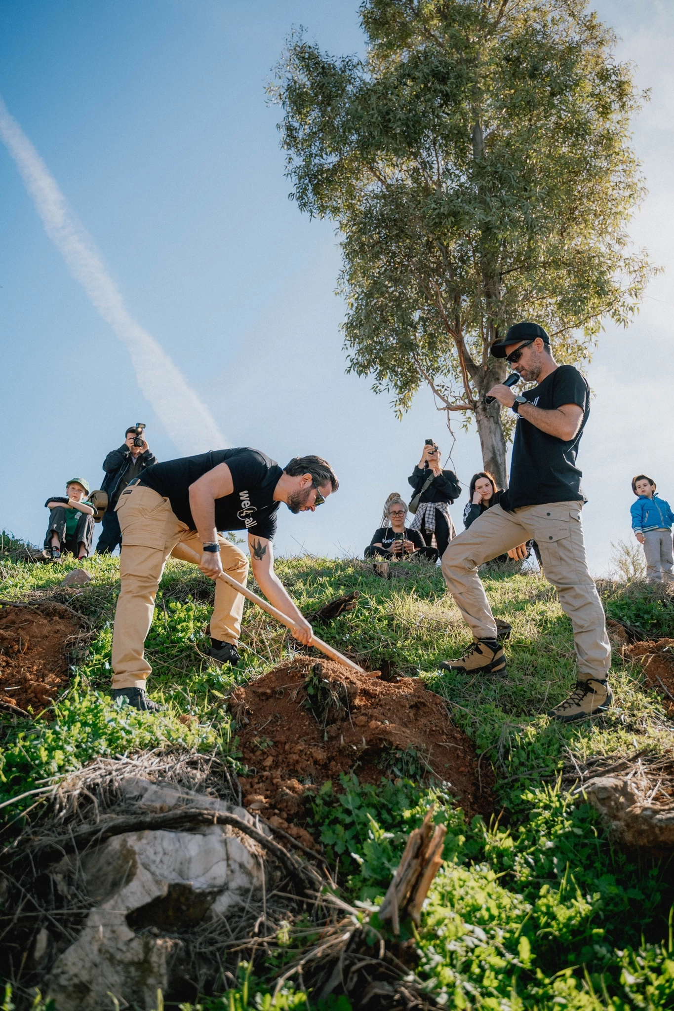 Ποιος είπε ότι δεν μπορούμε να αλλάξουμε την πόλη μας; Μια φύτευση, χιλιάδες μικρές νίκες