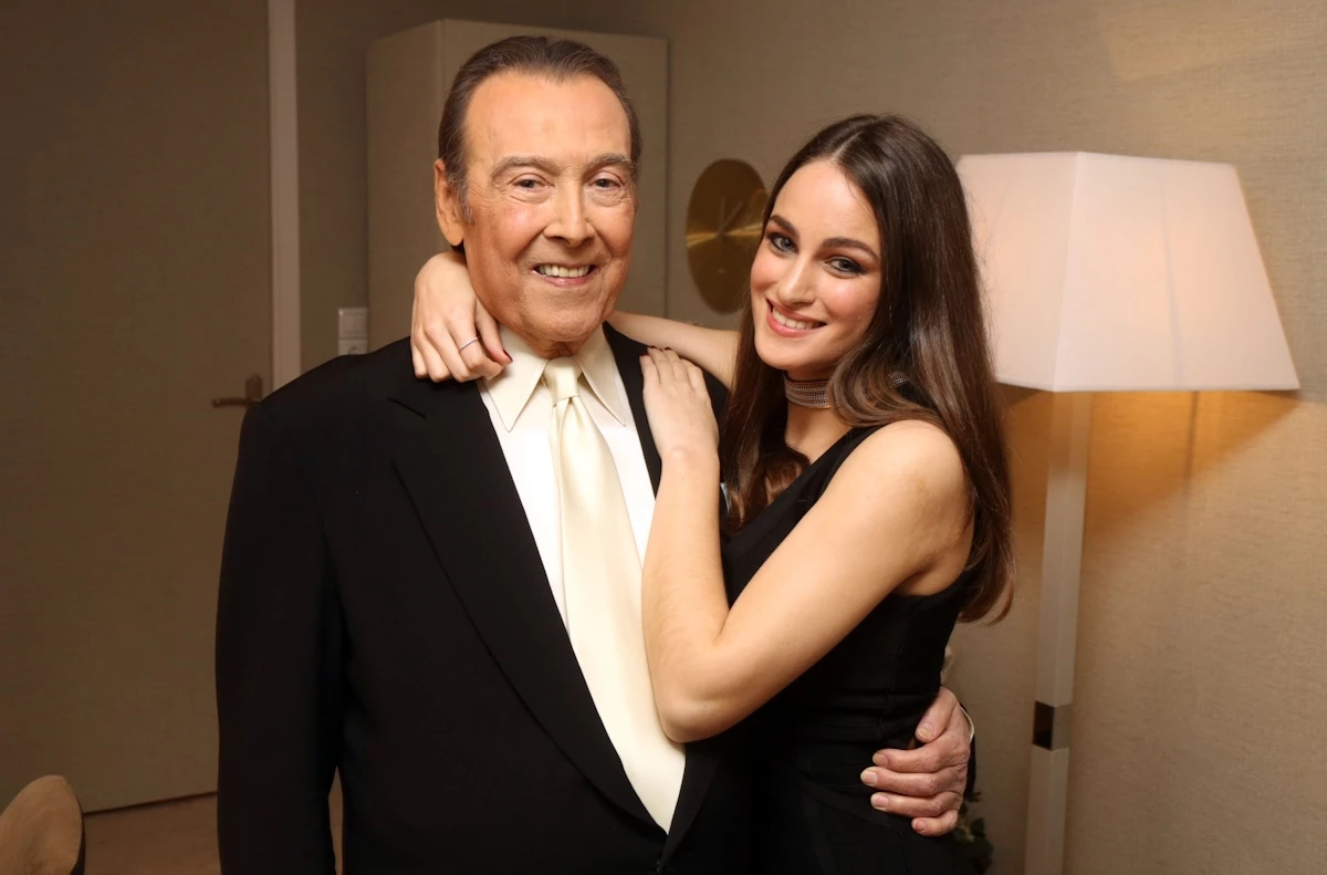 Μαρία Βοσκοπούλου | Έτσι τίμησε τον αείμνηστο Τόλη Βοσκόπουλο στο πρωτοχρονιάτικο ρεβεγιόν