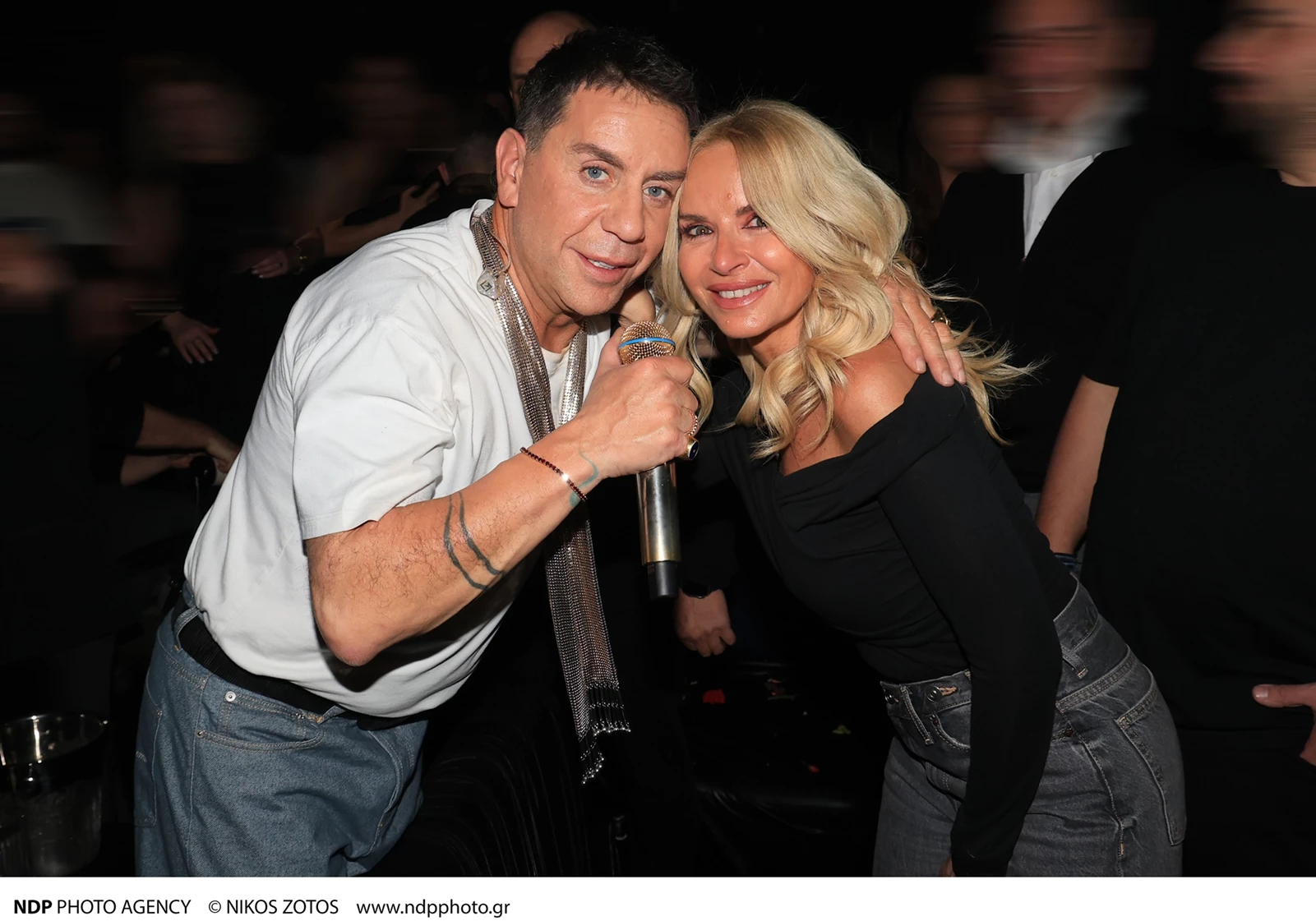 Μαρία Μπεκατώρου και Γιώργος Μαζωνάκης στο Έναστρον