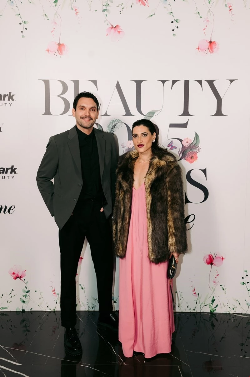 Ήβη Νικολαΐδου, Ιωάννης Αθανασόπουλος