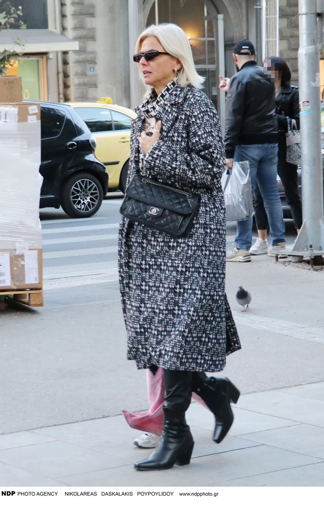 Χριστίνα Κοντοβά | Το styling tip των fashionistas που υιοθέτησε για ένα εντυπωσιακό πρωινό look