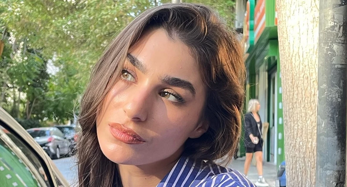 Όπως δεν την έχουμε ξαναδεί | Η σέξι φωτογραφία της Χρύσας Μιχαλοπούλου στο ηλιοβασίλεμα