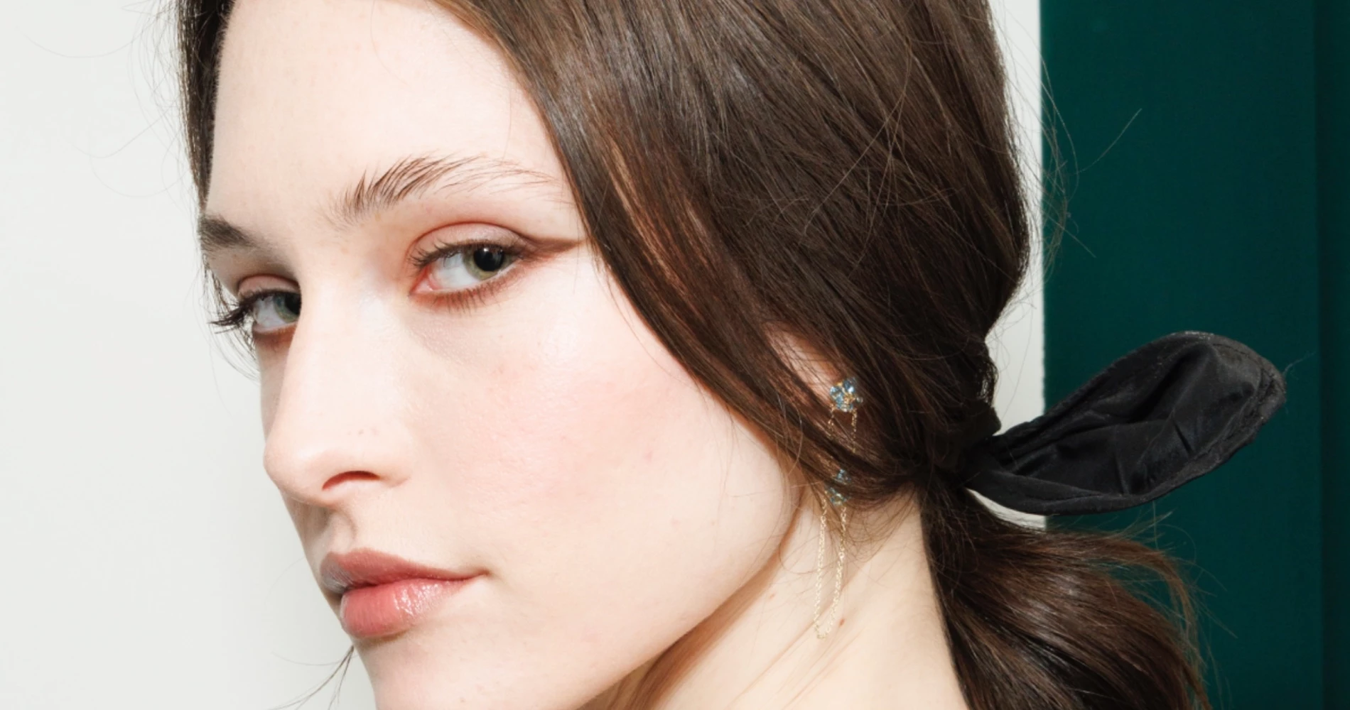 Το πιο έξυπνο trick για να αφαιρείς εύκολα την αδιάβροχη mascara