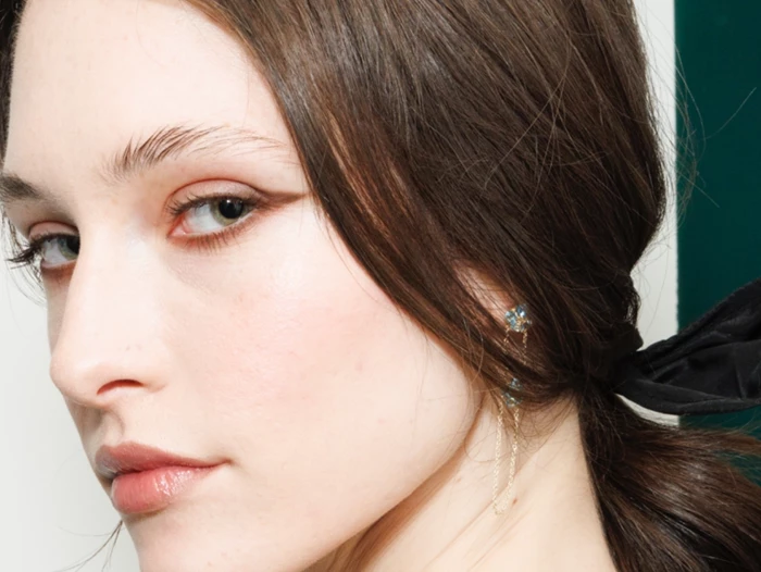 Το πιο έξυπνο trick για να αφαιρείς εύκολα την αδιάβροχη mascara