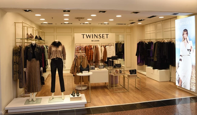 TWINSET