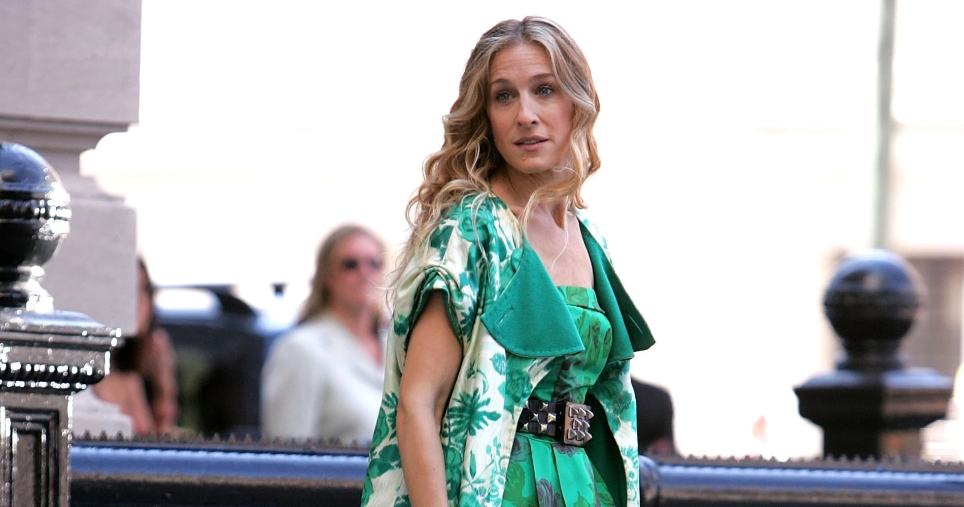 Editorial | Πώς επηρέασε το στιλ μας η Carrie Bradshaw - Γιατί μας εμπνέει ακόμα;