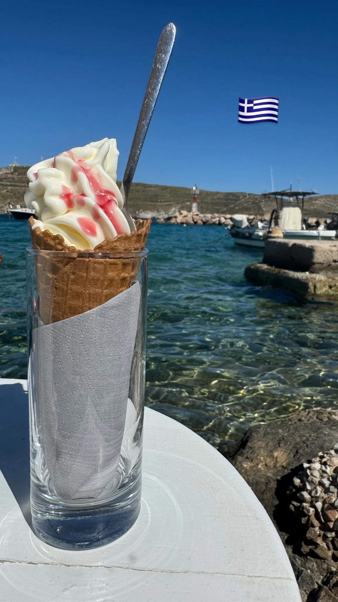 Τζένη Μπαλατσινού | Δεν μπόρεσε να αντισταθεί σε αυτόν τον γλυκό "πειρασμό"