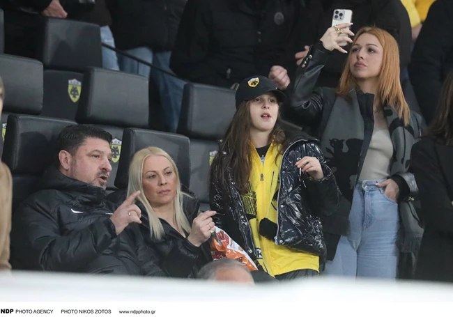 Νίκος Χαρδαλιάς και οικογένεια