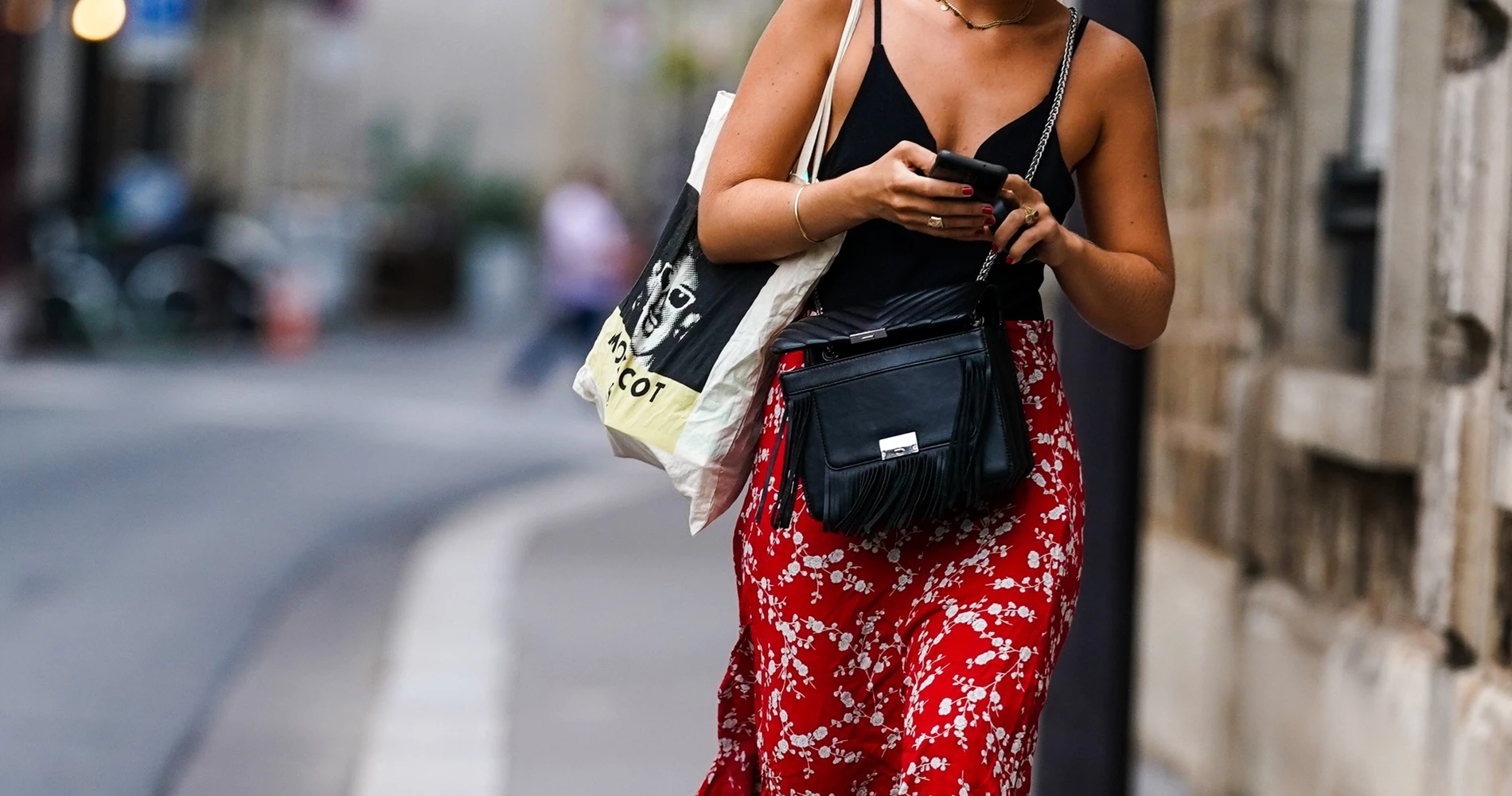 Βρήκαμε στην Oysho τη φούστα με την οποία θα ταξιδέψεις χωρίς φόβο