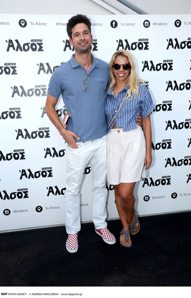 Τζένη Μελιτά | Φόρεσε την πιο κομψή βερμούδα που είναι ιδανική για την πόλη και για το νησί