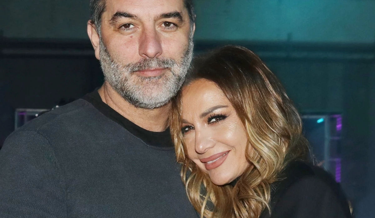 Δέσποινα Βανδή | Σε βραδινή έξοδο με τον Βασίλη Μπισμπίκη