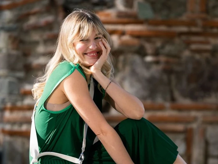 Πολυτάλαντη η Κλέλια Ανδριολάτου | Αποκαλύπτει μία διαφορετική καλλιτεχνική πλευρά της