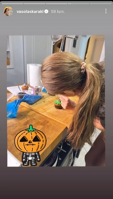 Βάσω Λασκαράκη & Εύα Τσιμιτσέλη | Ετοίμασαν τα πιο τέλεια διασκοσμημένα cupcakes για το Halloween