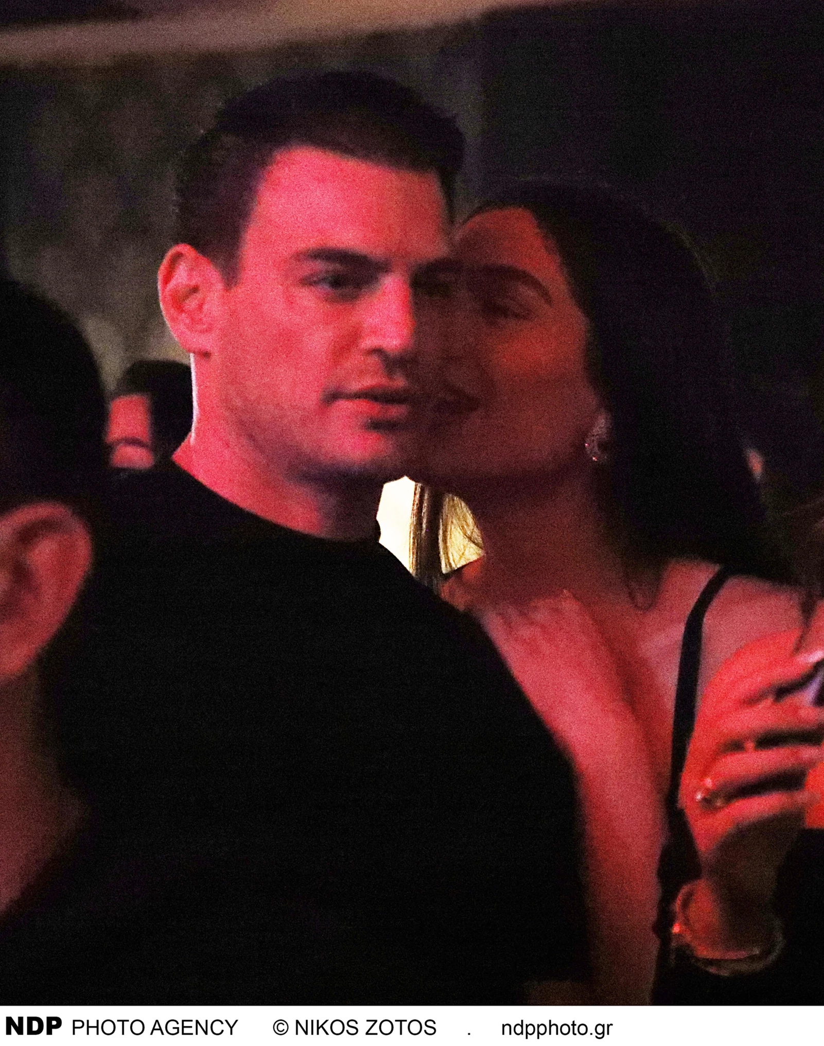 Δημήτρης Φιντιρίκος & Μελίνα Νικολαϊδη | Τρυφερά τετ α τετ για το γνωστό ζευγάρι