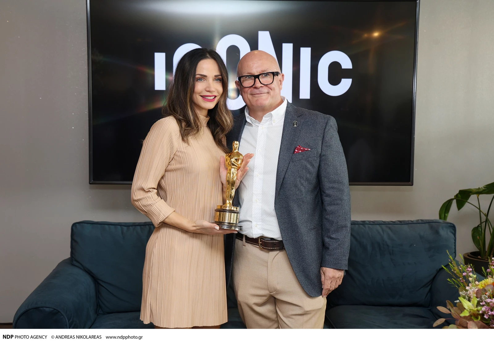 Gareth Ellis-Unwin και Κατερίνα Γερονικολού στην παρουσίαση ταινιών της Iconic Films