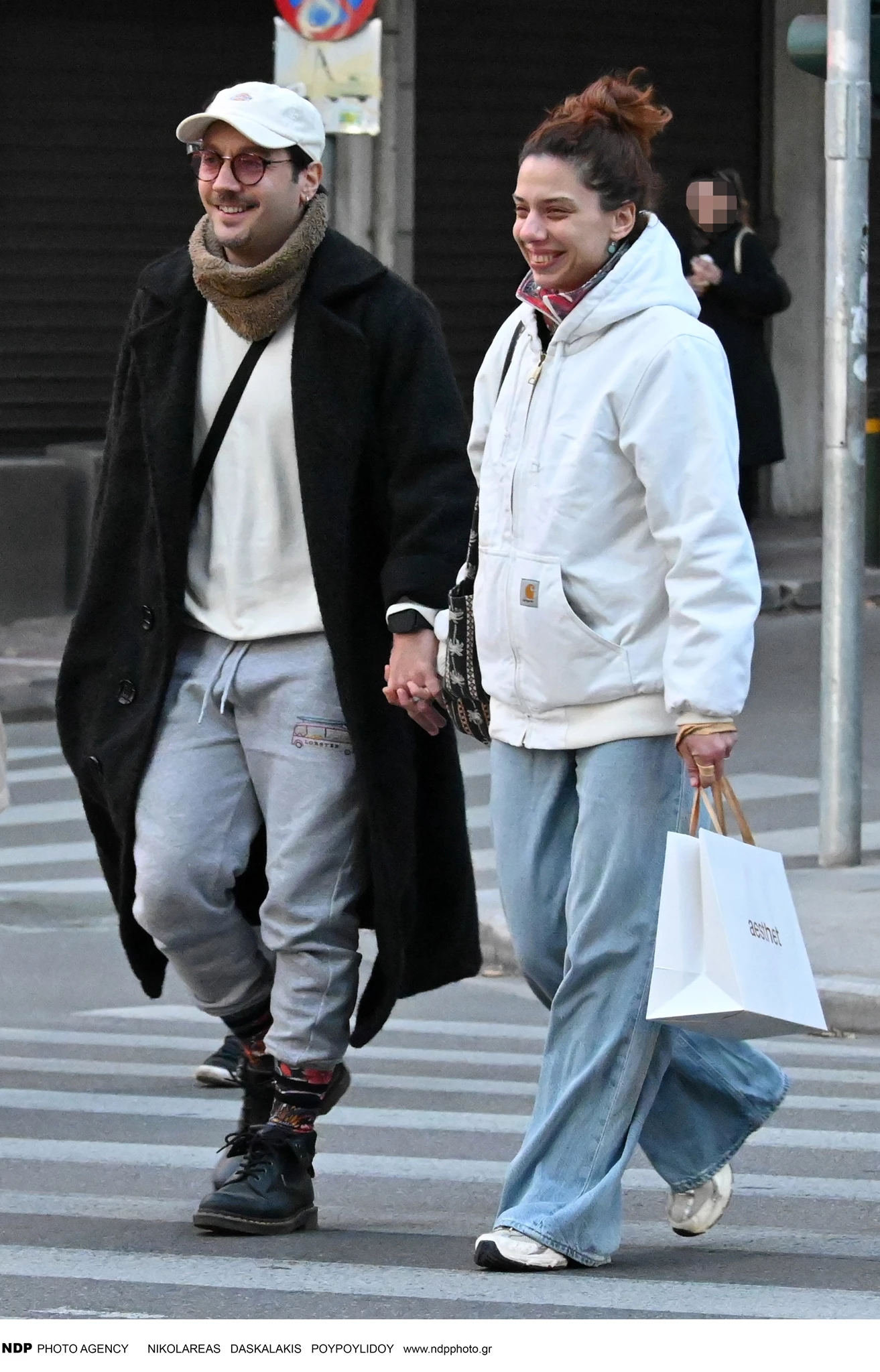 Ηλιάνα Μαυρομάτη | Πιασμένη χέρι χέρι με τον σύντροφό της στο κέντρο της Αθήνας