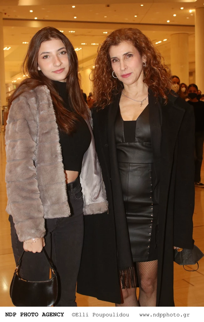 2898_MARIA_PAPALAMPROY_ME_TIN_KORI_TIS_FEDRA_11022022.jpg