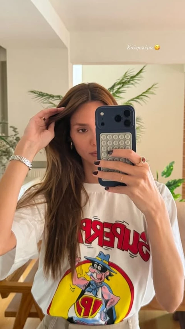 ηλιάνα νύχια