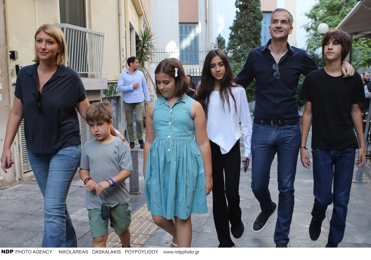 Ο Κώστας Μπακογιάννης με τα παιδιά του