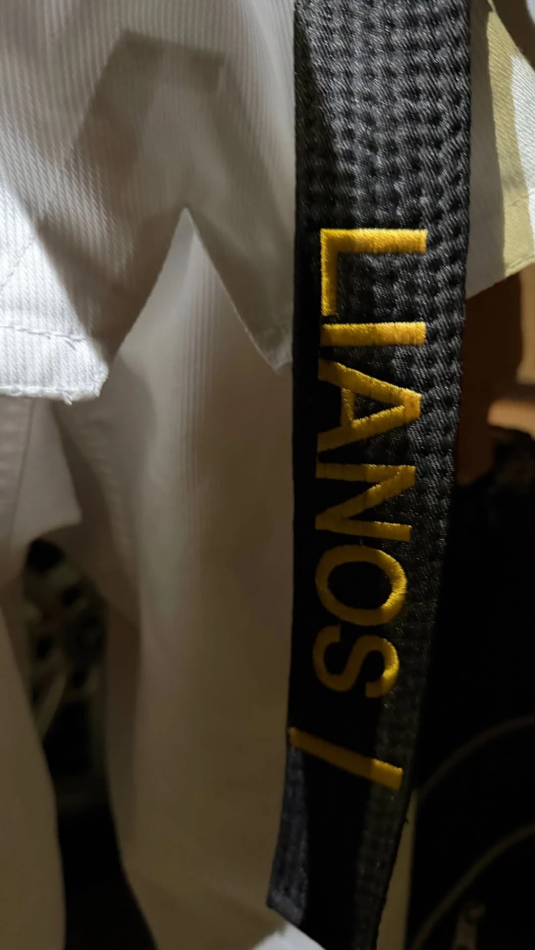 Ο Ιάσονας Λιανός κατέκτησε τη μαύρη ζώνη στο καράτε