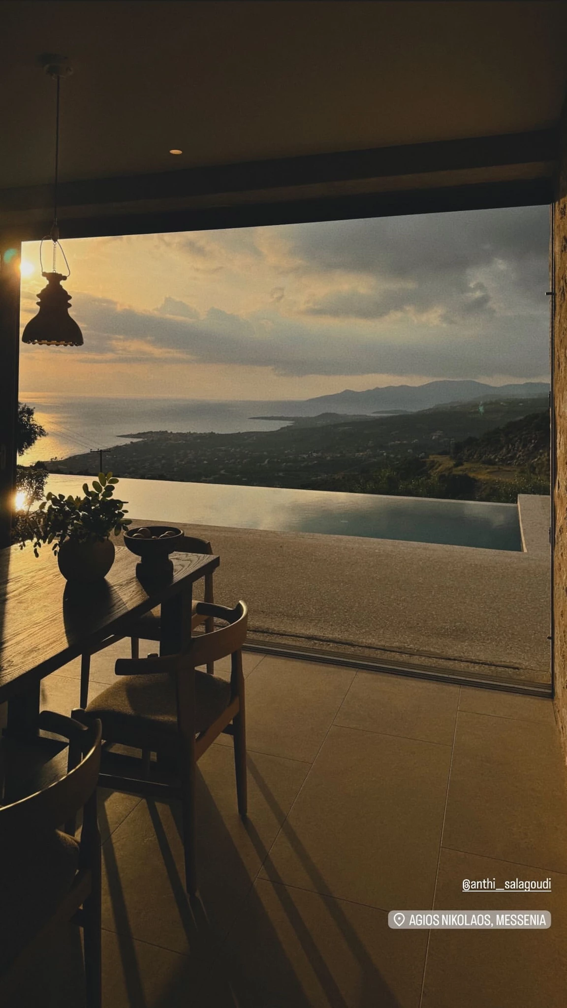 Ανθή Σαλαγκούδη & Κοσμάς Κουμιανός | Ρομαντική απόδραση στον Άγιο Νικόλαο Μεσσηνίας