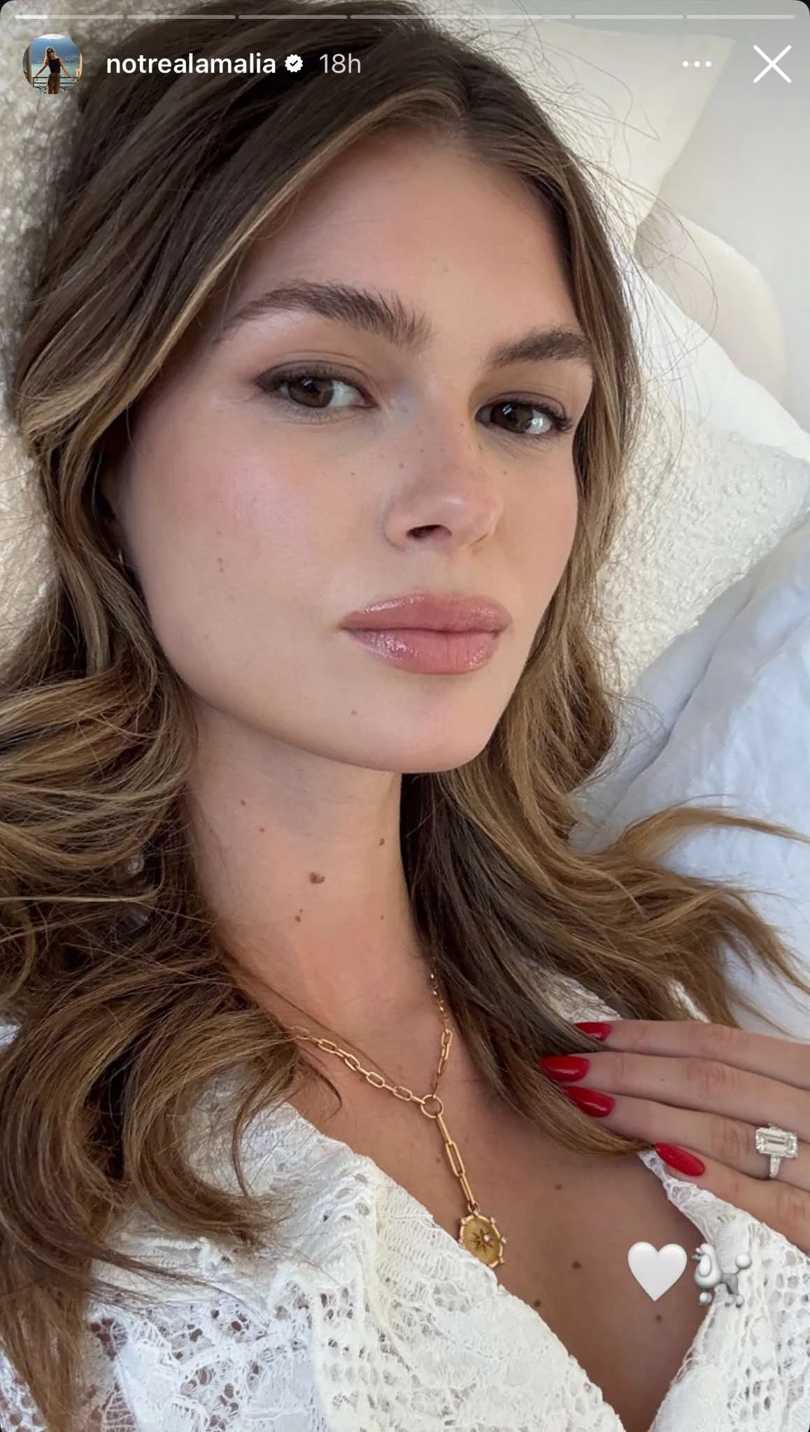 Η Αμαλία Κωστοπούλου με picante nails, η τάση για την οποία απαρνήθηκε το γαλλικό μανικιούρ