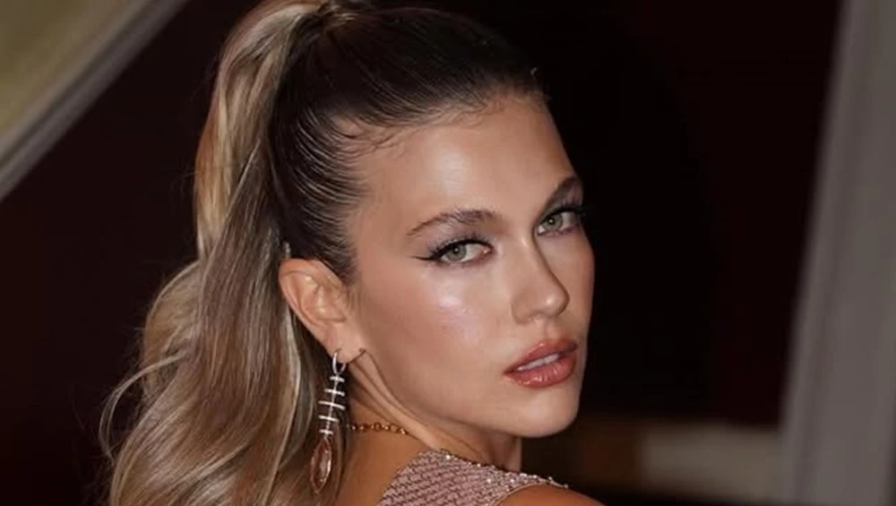 Κλέλια Ανδριολάτου | Η βραδινή έξοδος στα εφηβικά 