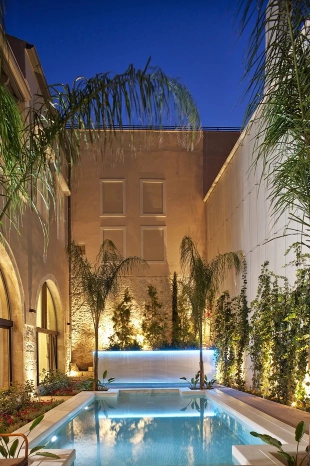 hotel