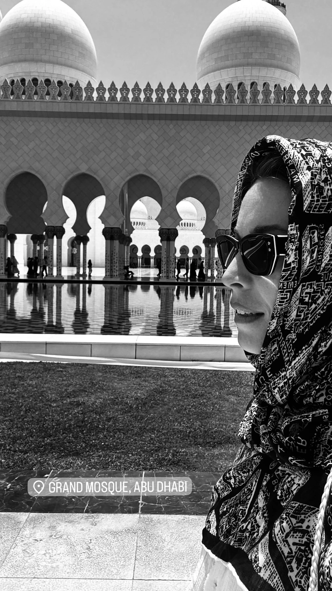 Με μαντίλα στο Άμπου Ντάμπι η Μαριέττα Χρουσαλά