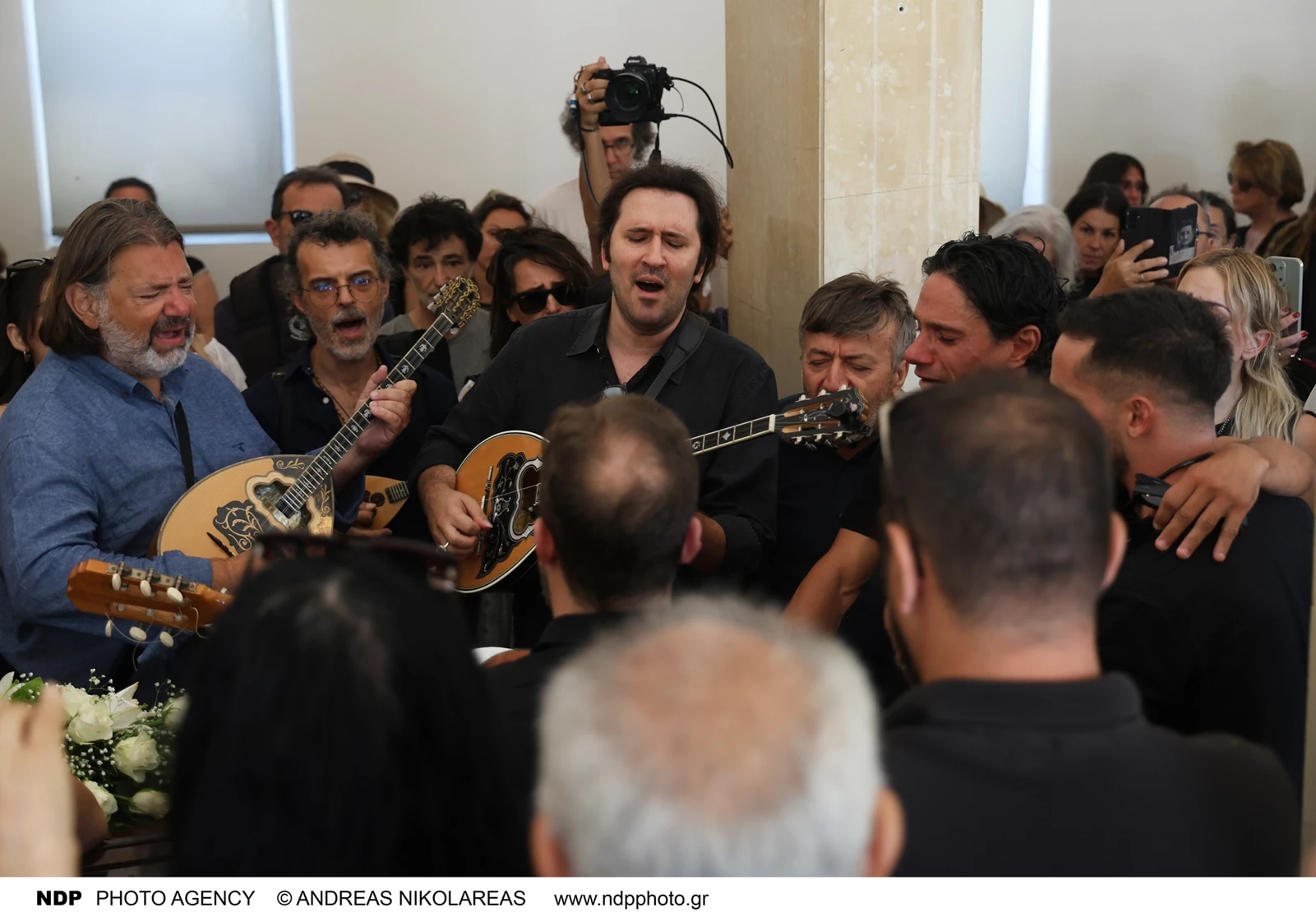 κηδεία Νίκου Καλογερόπουλου