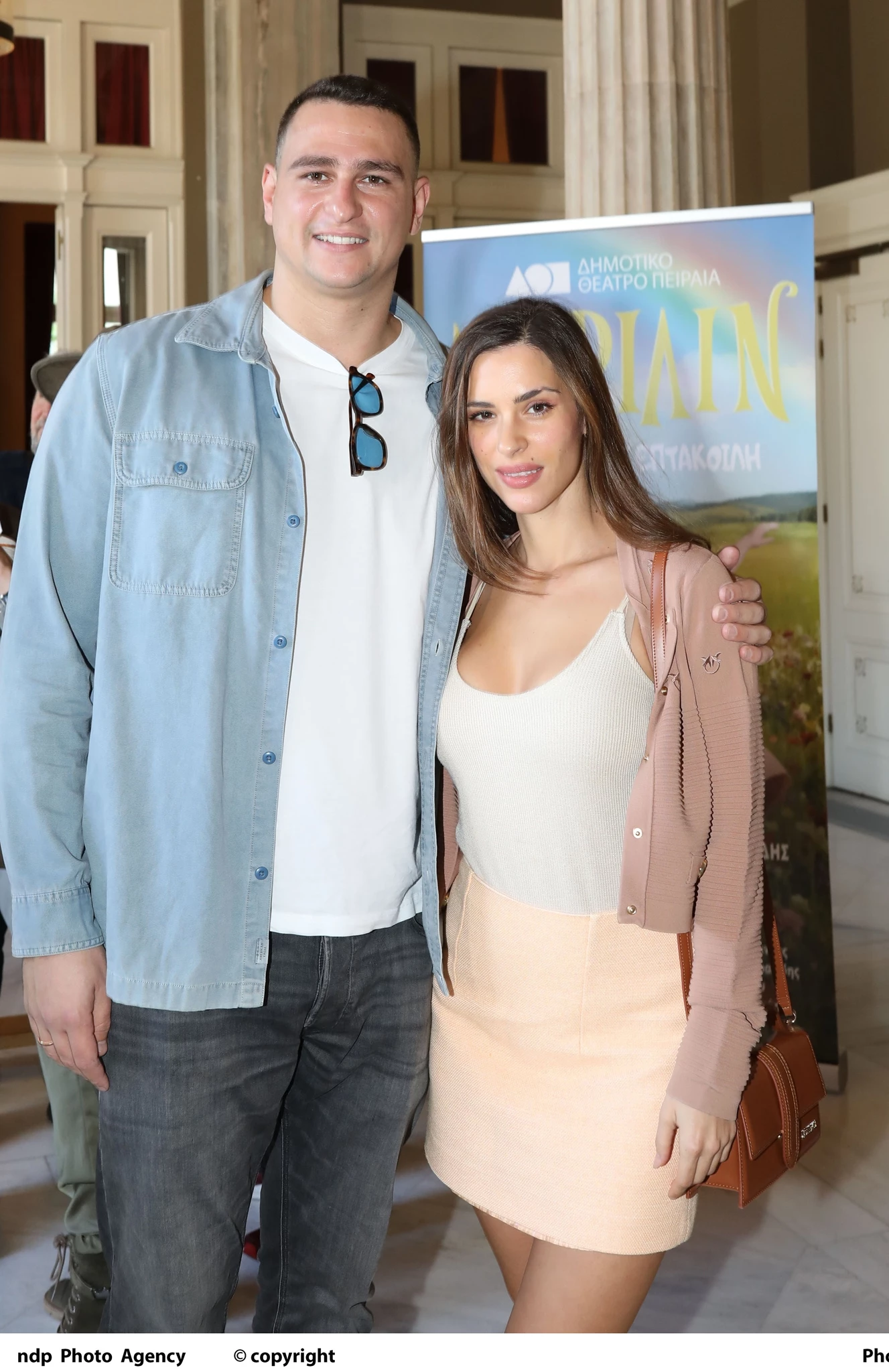 Ιζαμπέλλα Φούλοπ & Γιώργος Δερβίσης | Κοινή δημόσια εμφάνιση για την πρωταγωνίστρια του "Porto Leone" και τον Ολυμπιονίκη σύζυγό της