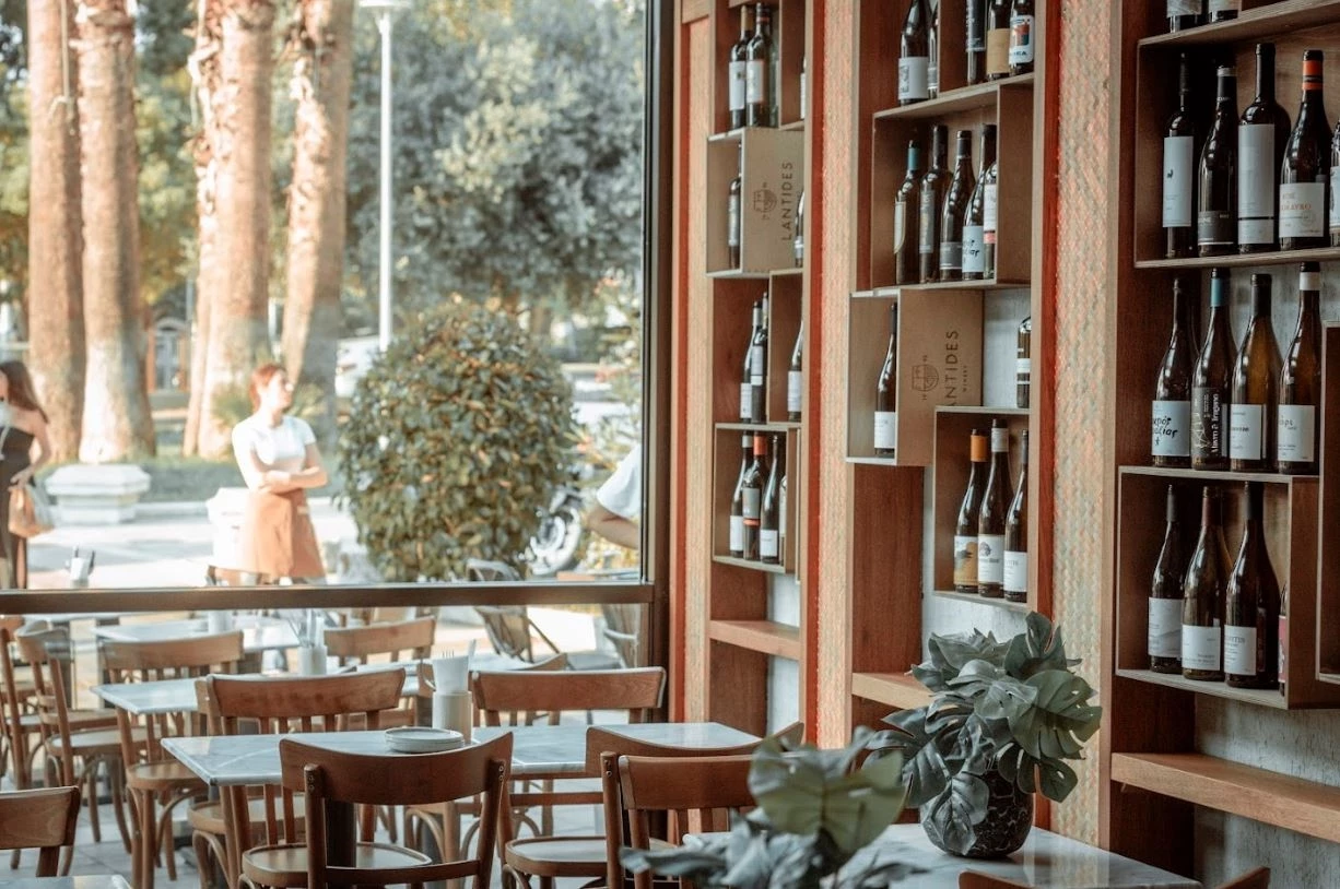 Alimia | με τον τόνο στο τελικό "α"
