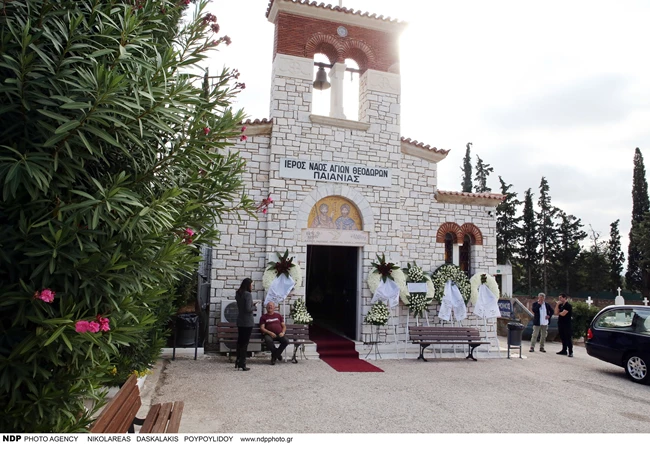 Θλίψη στην κηδεία του Αίαντα Μανθόπουλου