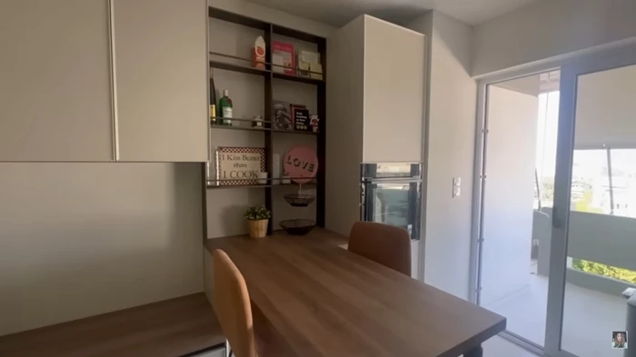 συνατσάκη σπίτι