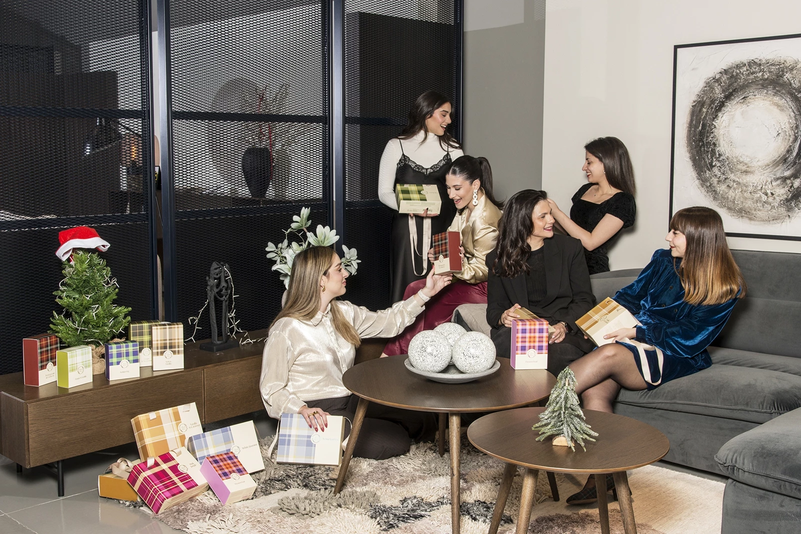 Wear the Joy Of Nature | Το secret Santa των Miss Bloomers όρισαν τα πιο εντυπωσιακά body care gift sets