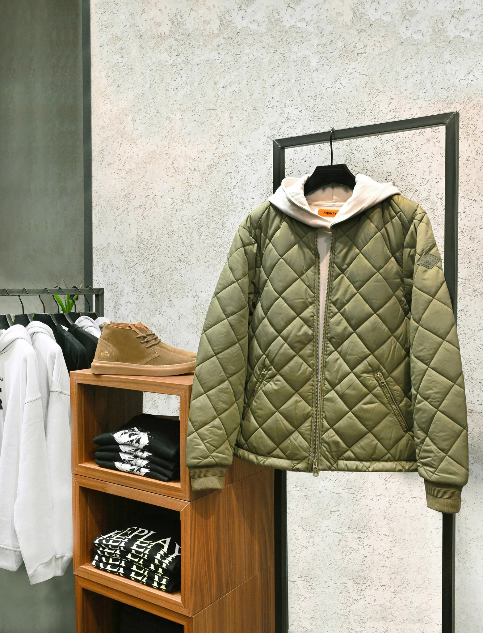 Οδηγός μόδας για όλη την οικογένεια | Όσα πρέπει να προσθέσεις στην shopping list του φθινοπώρου